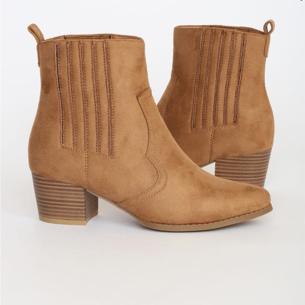 NWOT Lulus Karra Chestnut Suede Pointed-Toe Ankle Booties Size 11